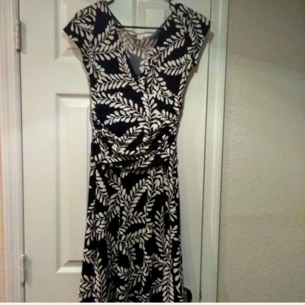 DressBarn Bodycon black & white Dress (4)